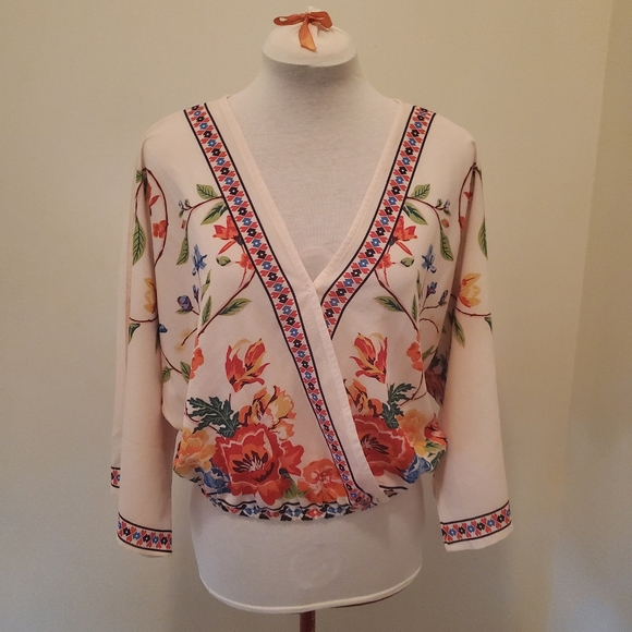 Retro 70's Style Floral Top Size - Small - Picture 1 of 4